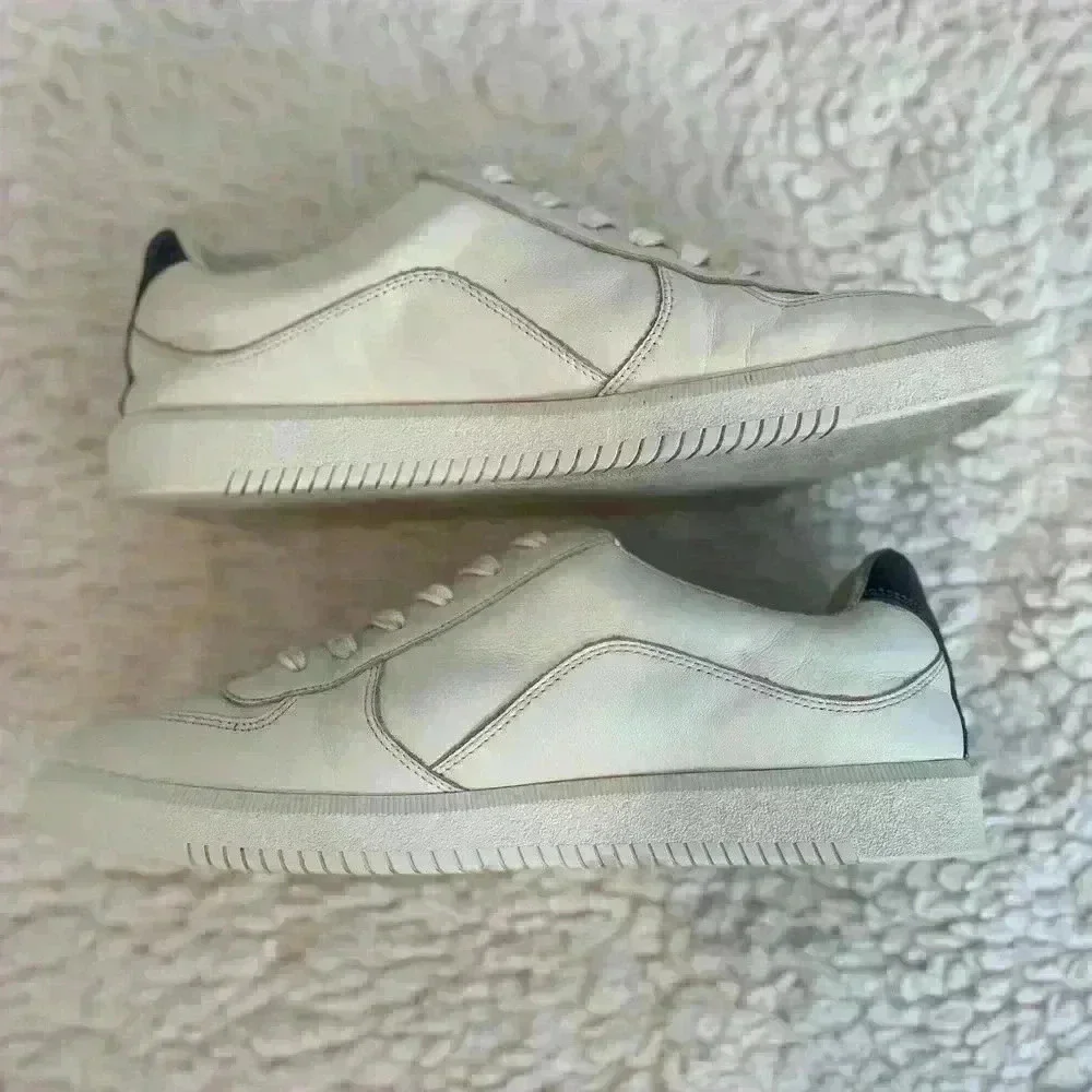 Vince Women’s Aspen‎ Leather Sneakers White Snake Leather Size 8.5